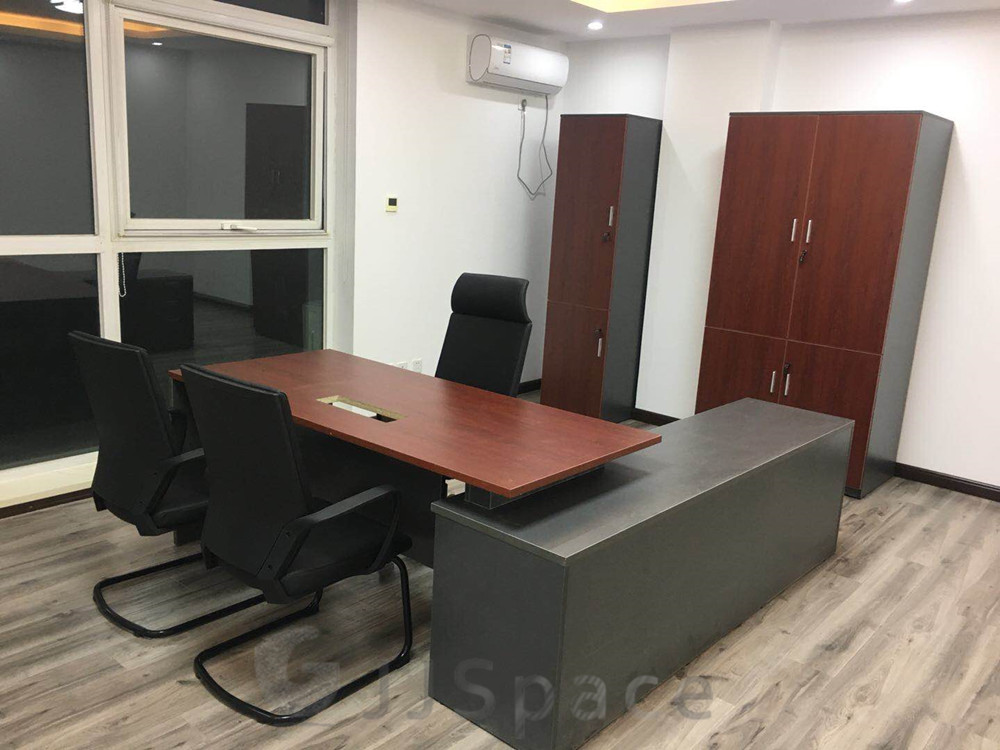 國鍵鑫興（北京）家具有限公司為嘉友國際物流 辦公家具會議室工位案例。